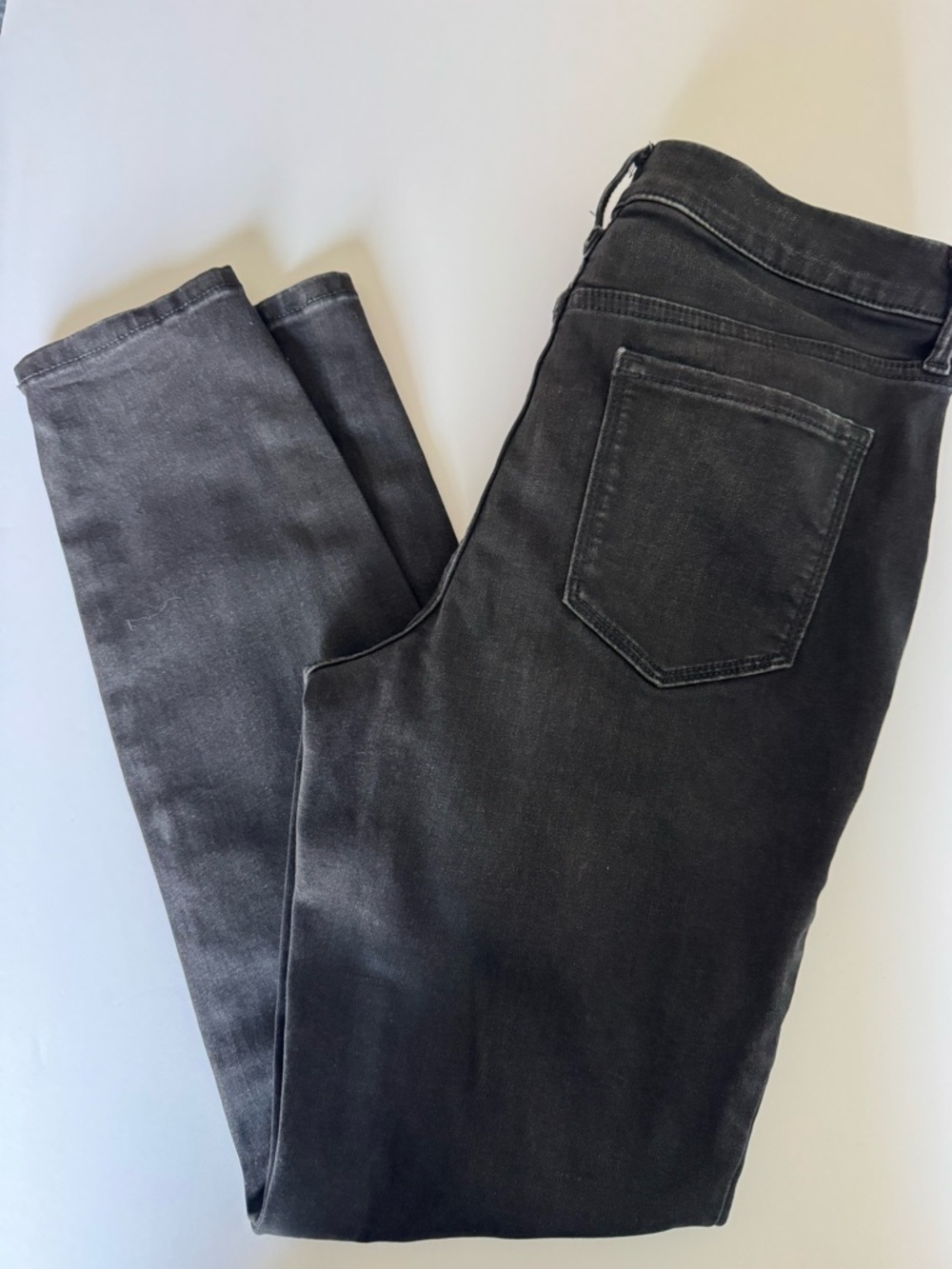 Vera Wang Charcoal Skinny Jeans